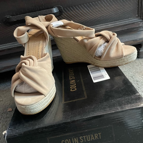 Colin Stuart espadrille natural suede ankle strap wedge💛 - Picture 2 of 4
